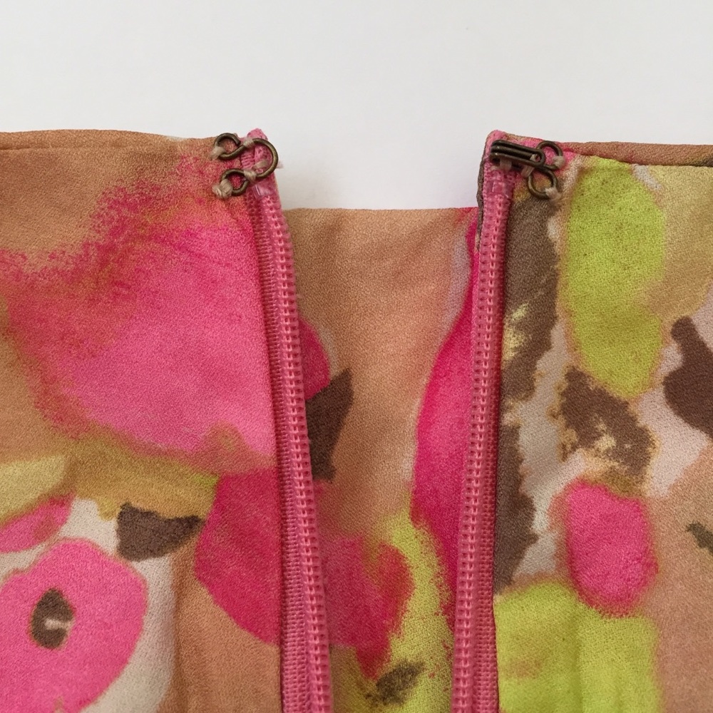 Ann Taylor LOFT pink floral shorts Size 6 - Picture 5 of 7